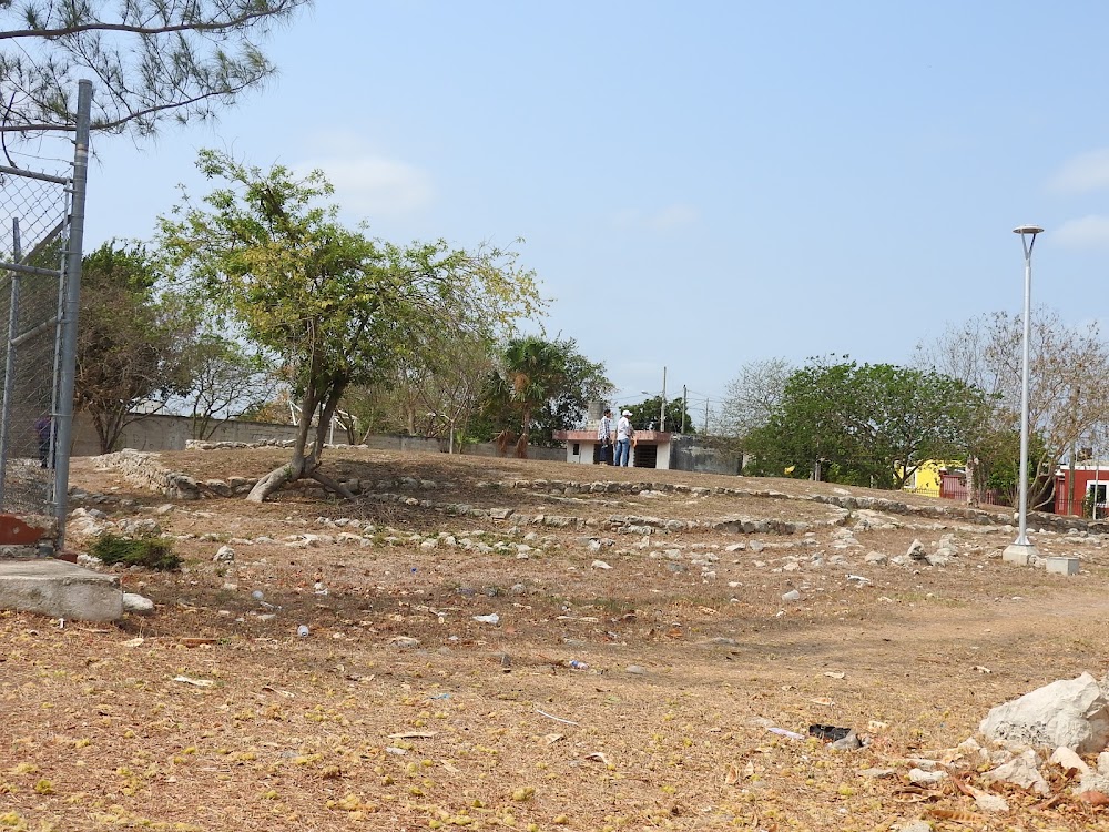 Parque Arqueológico Salvador Alvarado Sur. "K'íiwik Salvador Alvarado sur ka'achij"