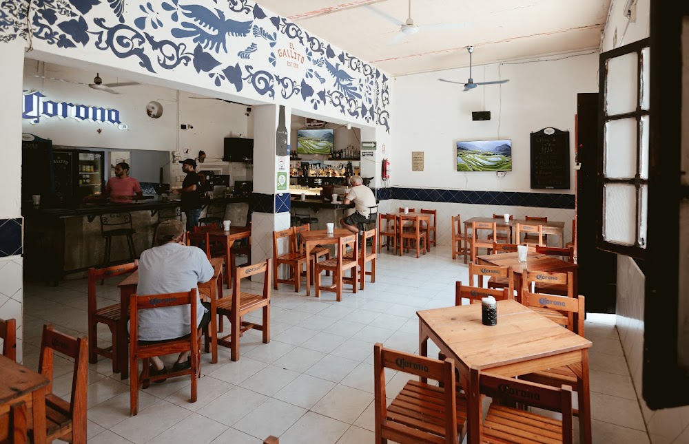 El Gallito Cantina