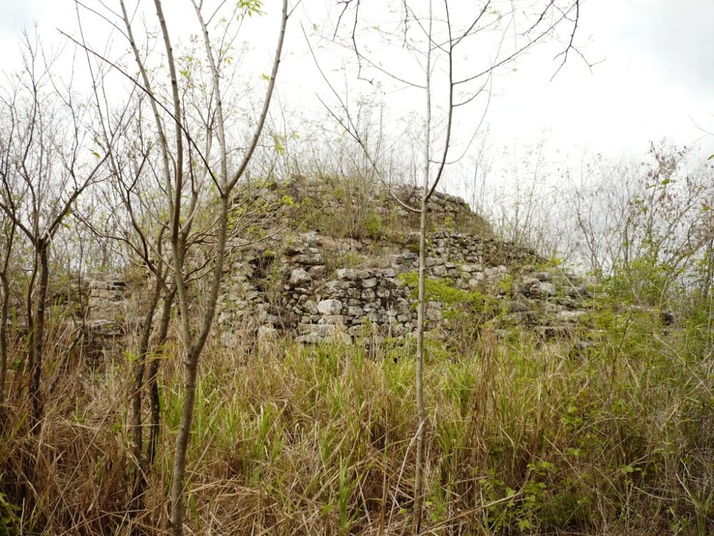 Zona Arqueológica de Komchen