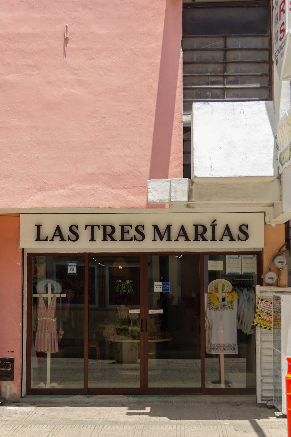 Las Tres Marías - Ropa Artesanal