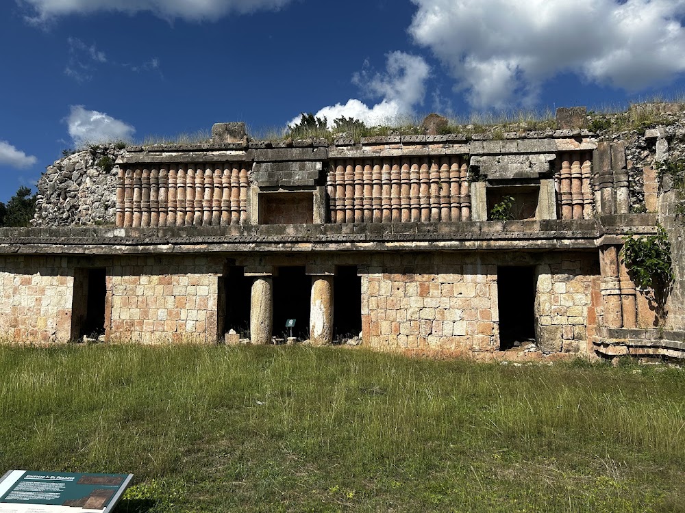 Zona Arqueológica Chacmultún