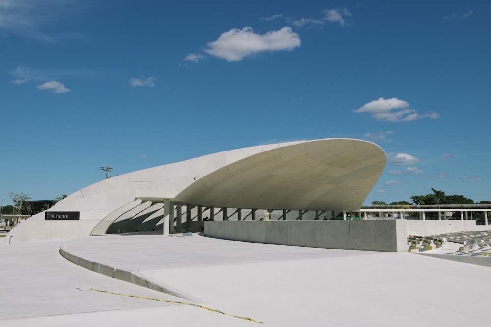 Teatro al aire libre La Plancha