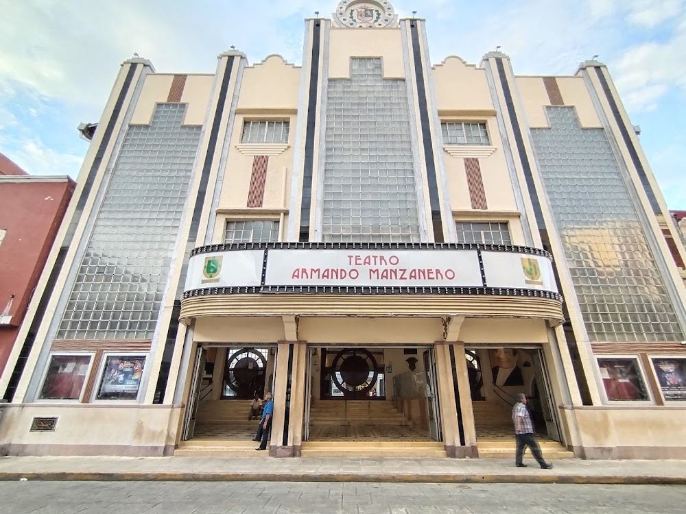 Teatro Armando Manzanero