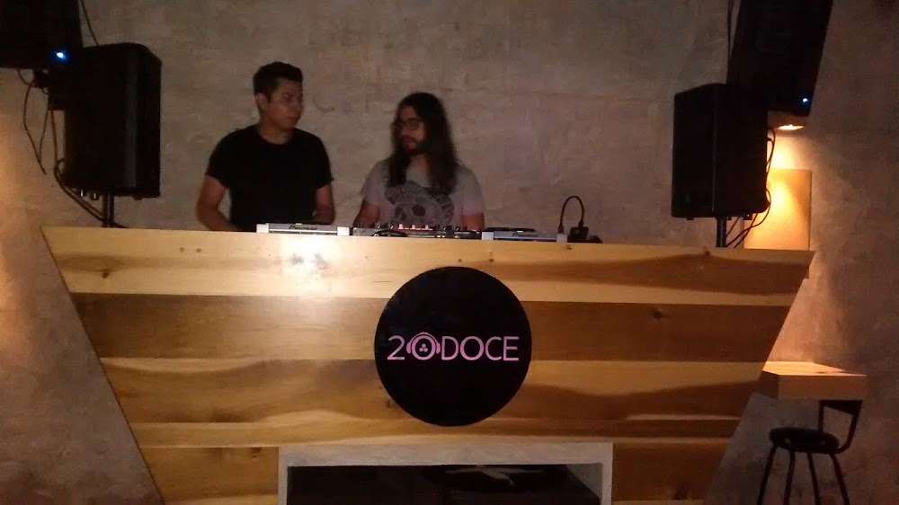 20DOCE Bar