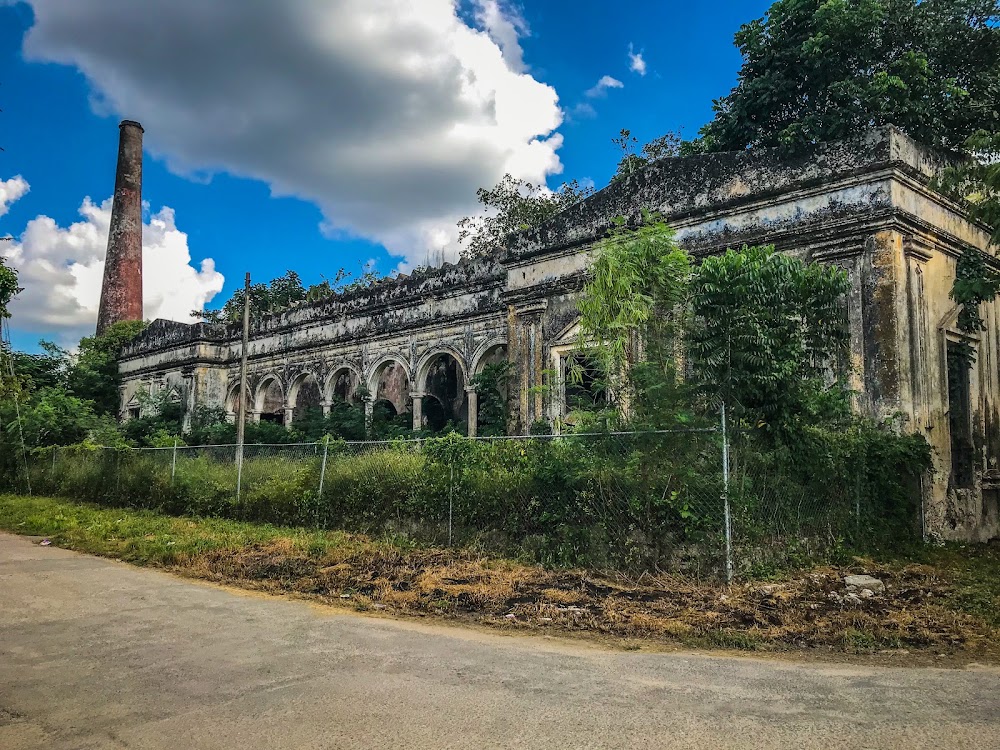 Ruinas " ex-Fábrica Henequenera"