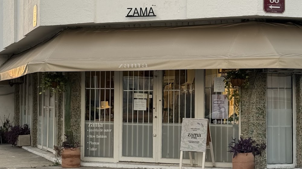 ZAMÁ Concept Store l Diseño Contemporáneo