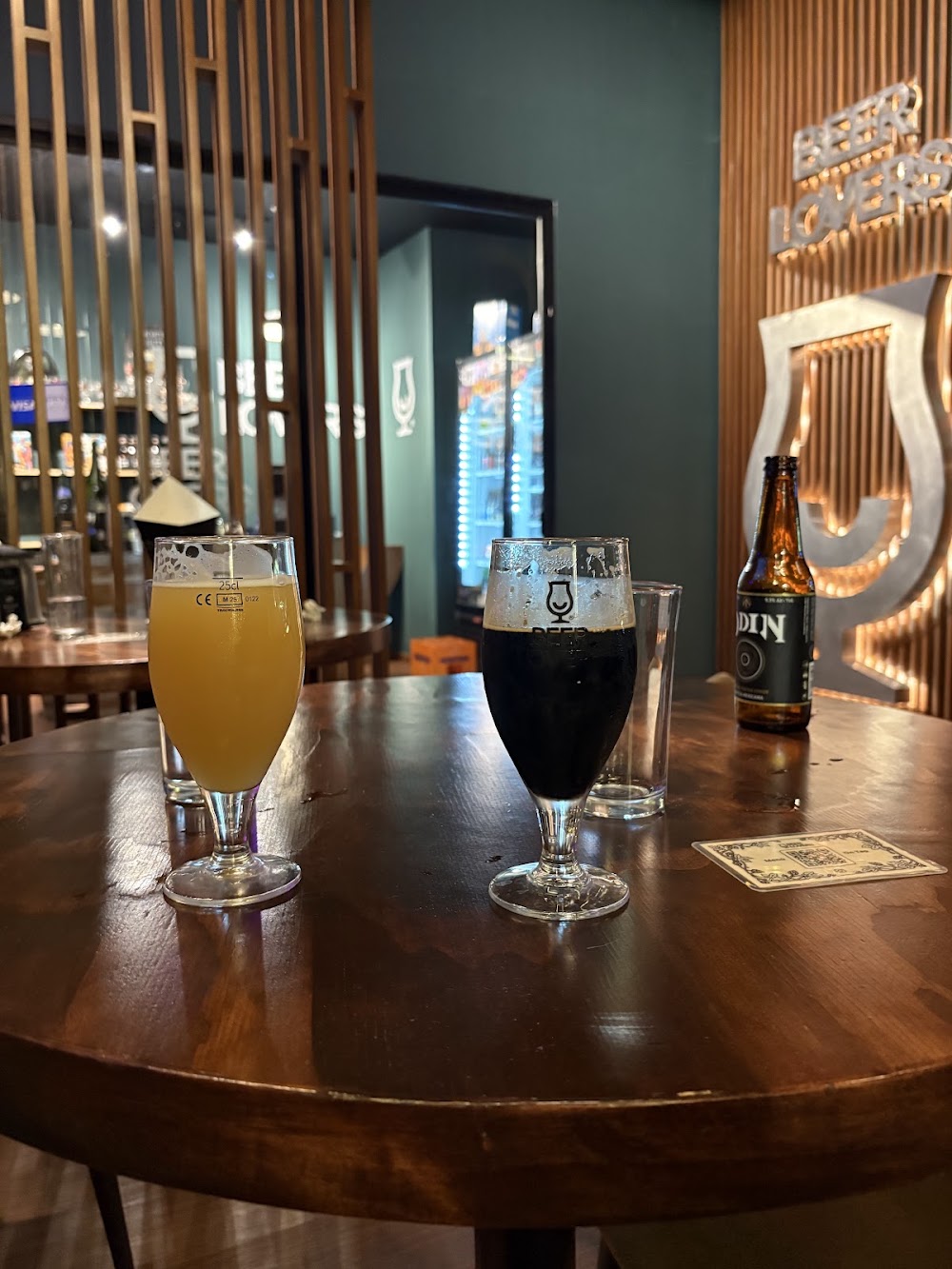 Beer Lovers Mid : Tap Room & Shop