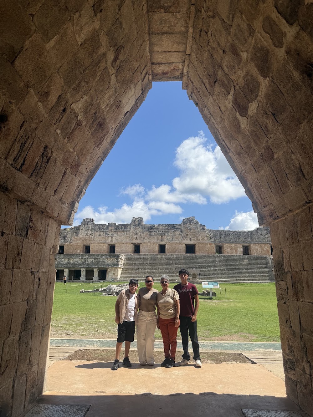 Xiimbal Maak Tours