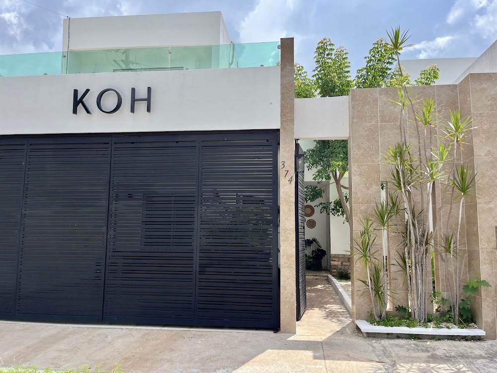 Casa KOH - Tienda de Guayaberas y Ropa de Lino