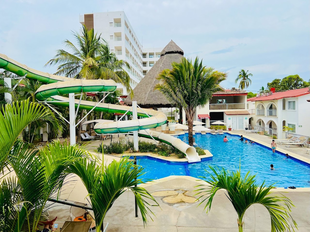 Los Picos Hotel & Suites Bucerias