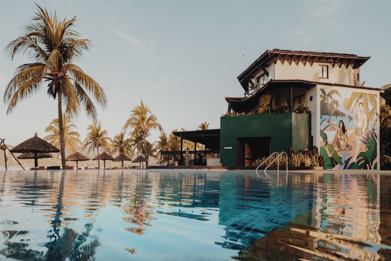 Thompson Zihuatanejo, by Hyatt