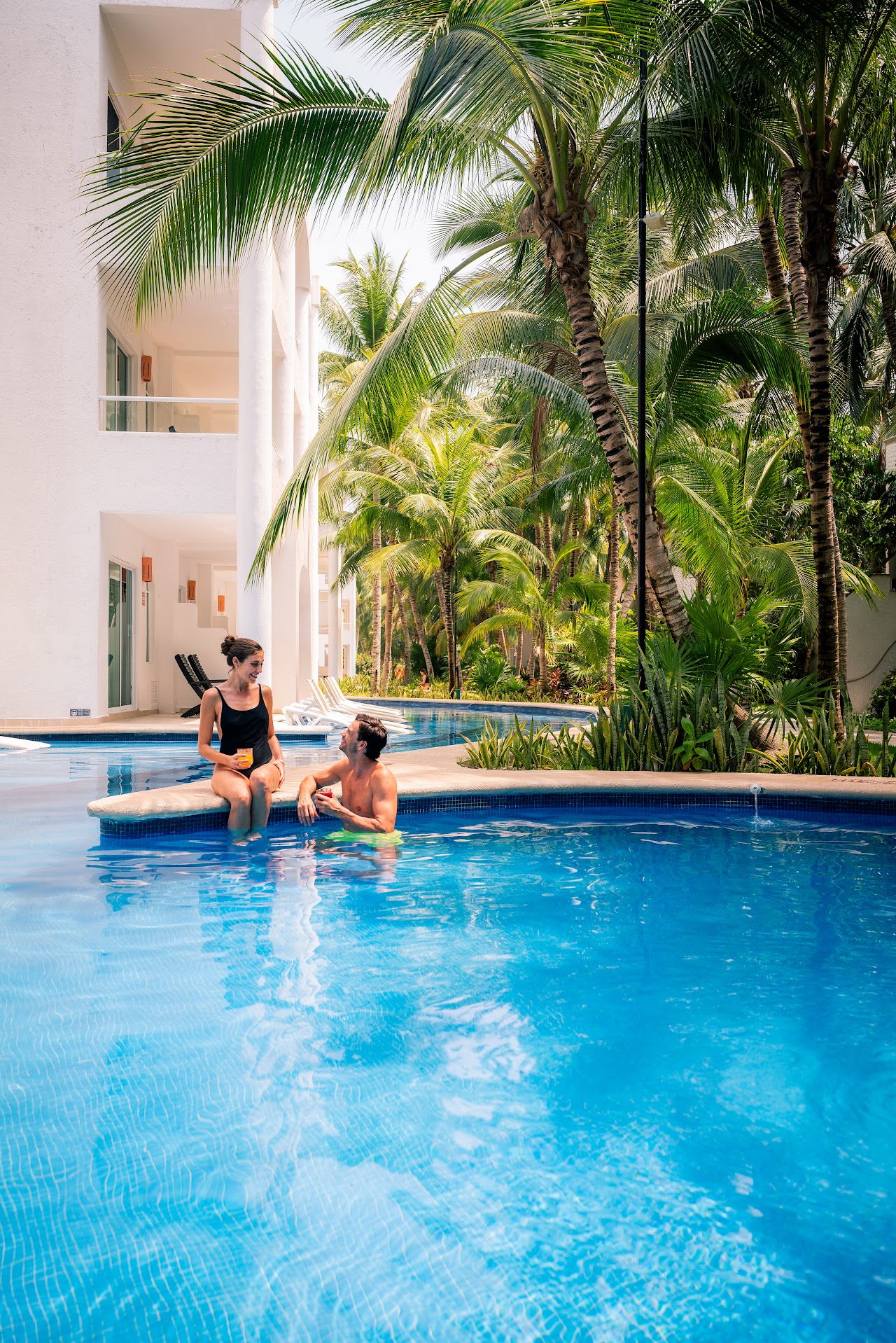 El Dorado Seaside Palms