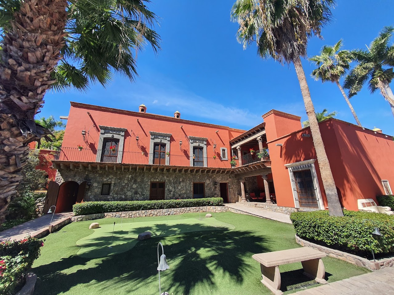 Hacienda De Los Santos Resort & Spa