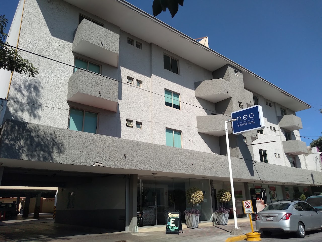 Neo Business Hotel